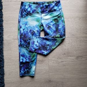 Athleta Cropped Leggings Large